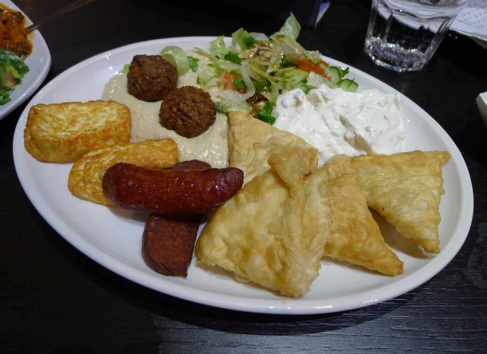 Hot mixed meze
